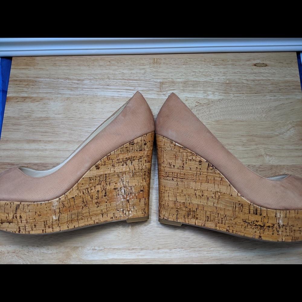 Nine West wood wedge leather toe
